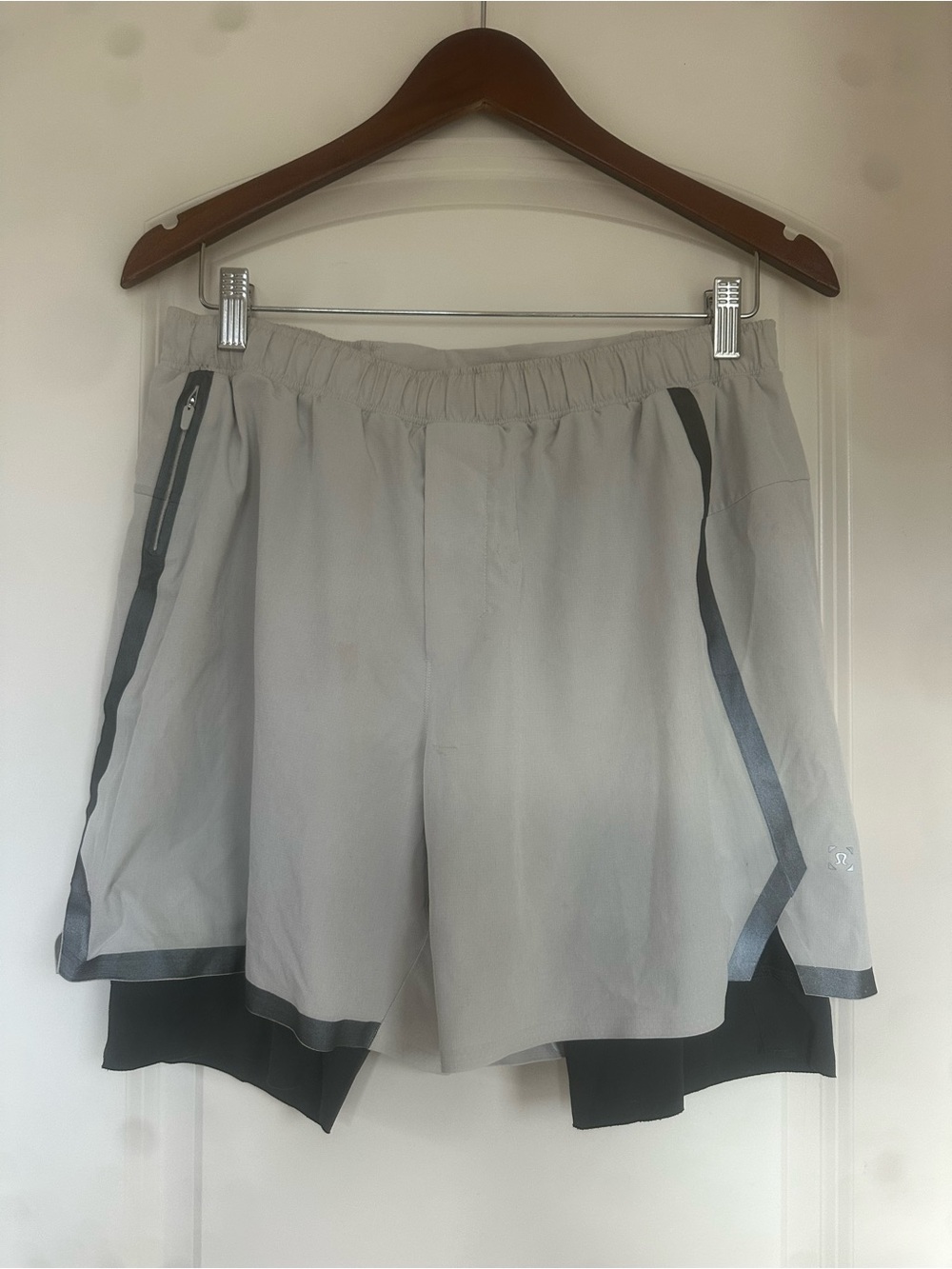 3 Pairs of Men's Athletic Layered Shorts (M)